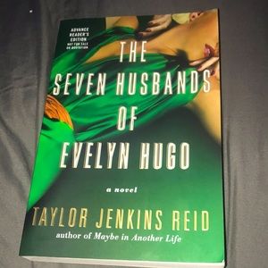 The Seven Husbands Of Evelyne Hugo